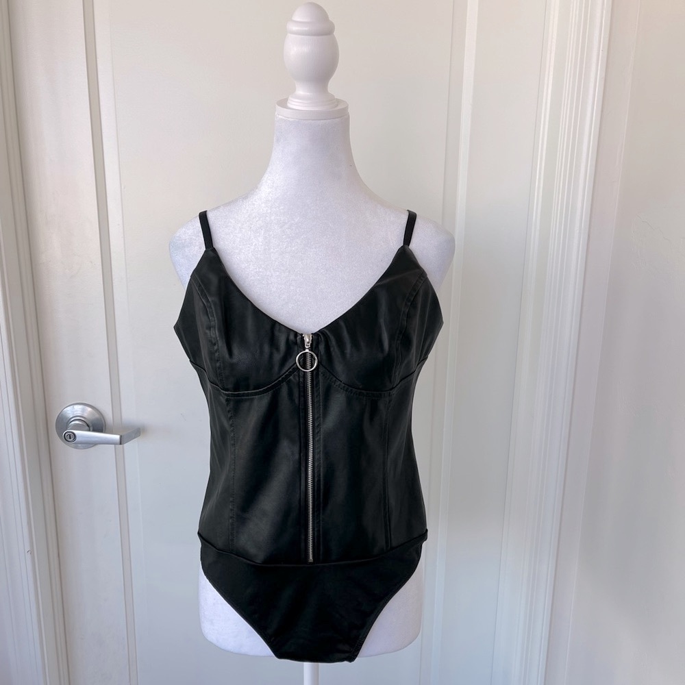 GUESS Ifra Faux-Leather Women’s Bodysuit Black Size Large